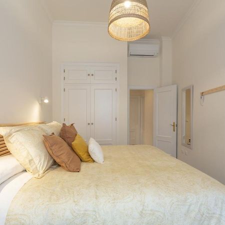 Puerta De Larios: Central Three-Bedroom Apartment With Balconies And Patio Malaga Zewnętrze zdjęcie